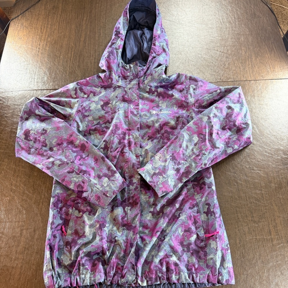 Columbia Purple and Pink Camouflage Hooded Jacket Sz M